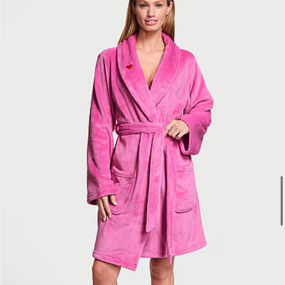 Victoria's Secret plush cozy Robe (Out of stock on website)